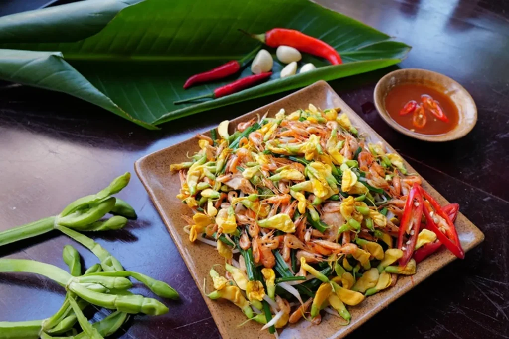 điên điển xào tép