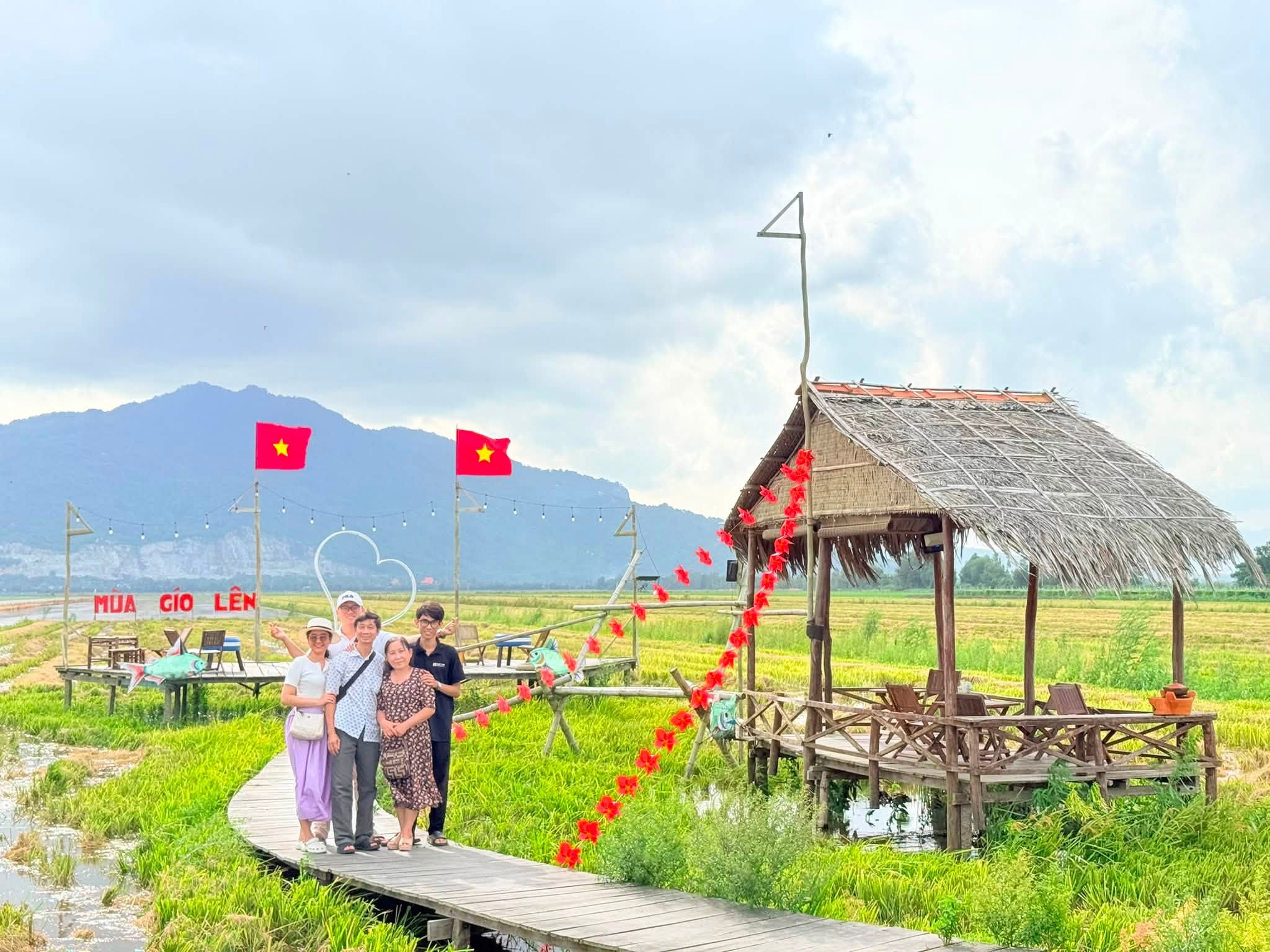 Tour Tri Tôn Châu Đốc 2N1D: Trải Nghiệm Mùa Nước Nổi - Hình ảnh 16