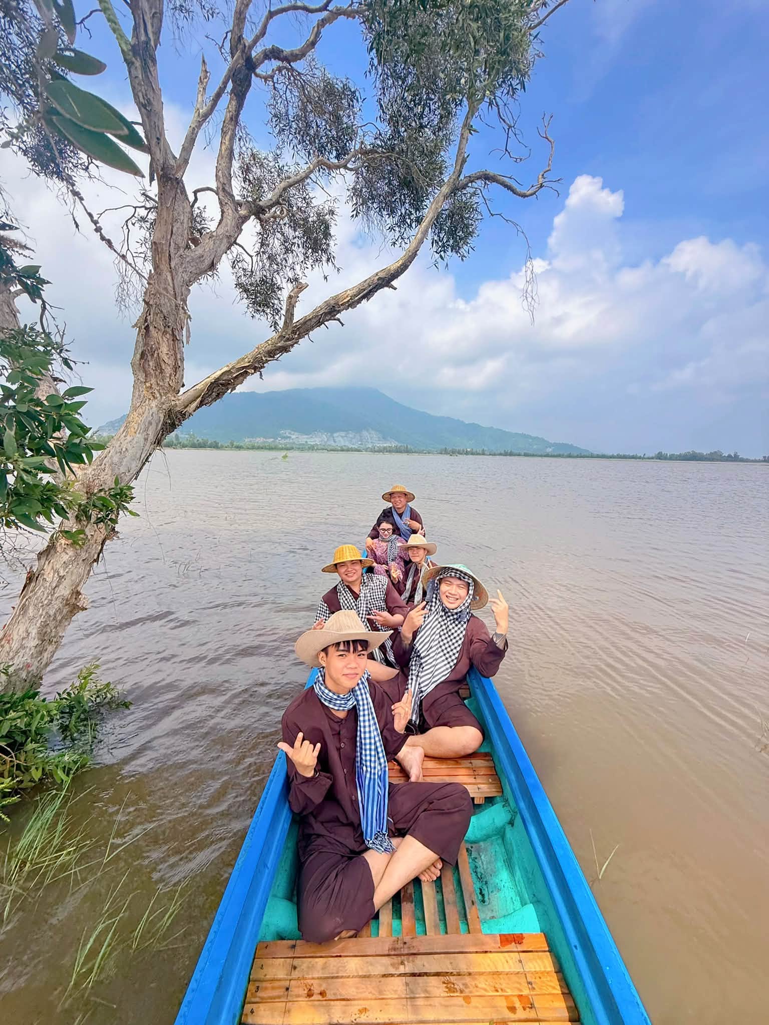 Tour Tri Tôn Châu Đốc 2N1D: Trải Nghiệm Mùa Nước Nổi - Hình ảnh 20