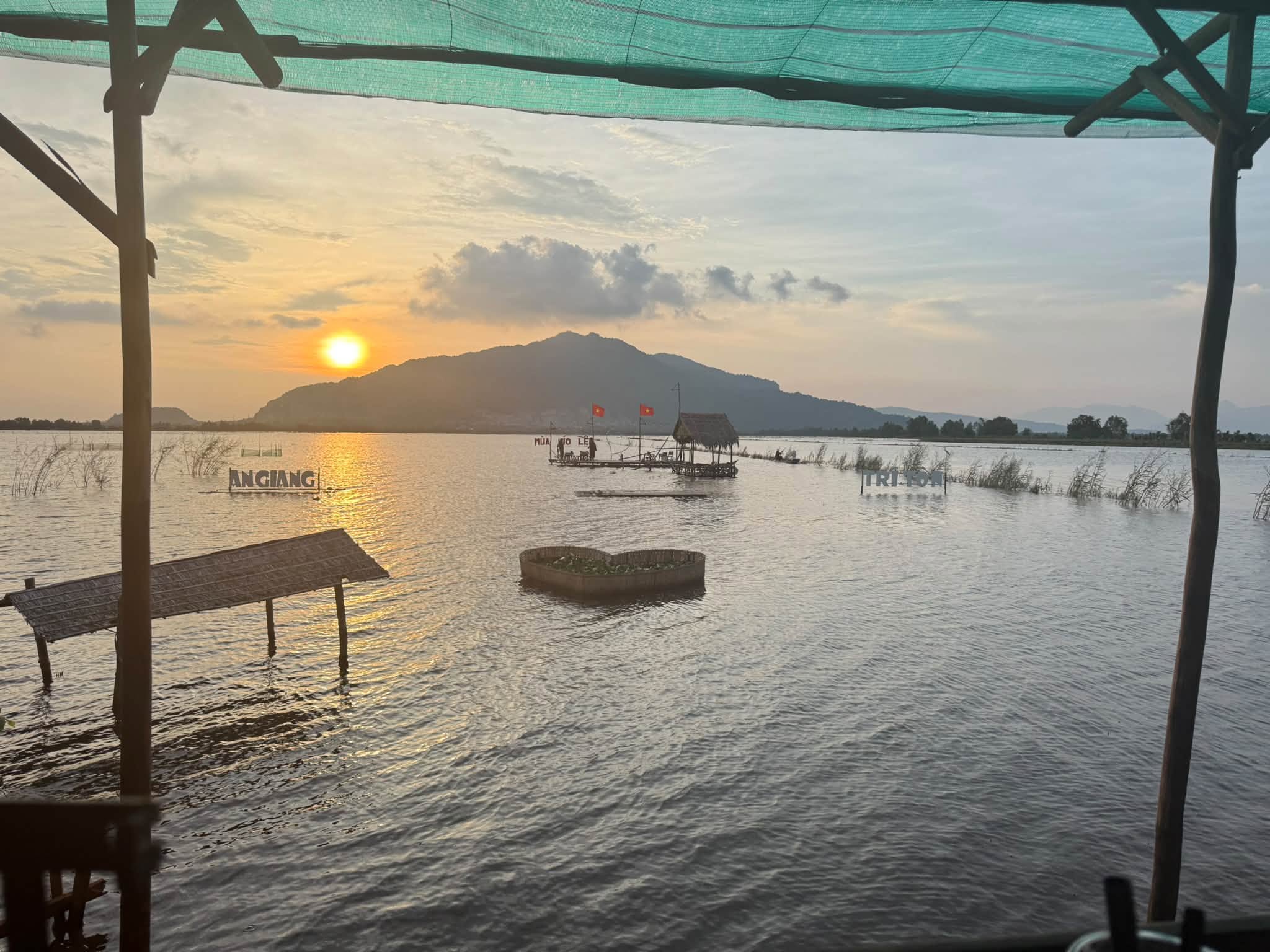Tour Tri Tôn Châu Đốc 2N1D: Trải Nghiệm Mùa Nước Nổi - Hình ảnh 21